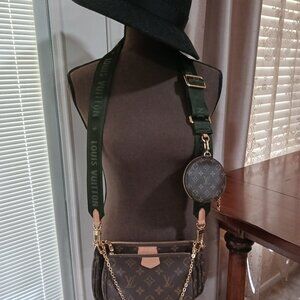 LOUIS VUITTON            Multi Pochette in Khaki Army Green Strap